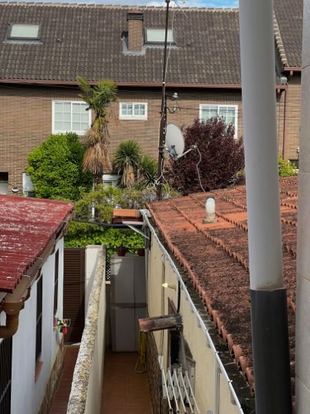 tejas sueltas o desplazadas